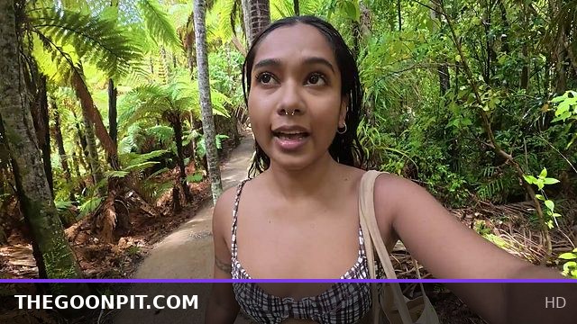 Petite Desi Mia Z masturbates on a hike in NZ